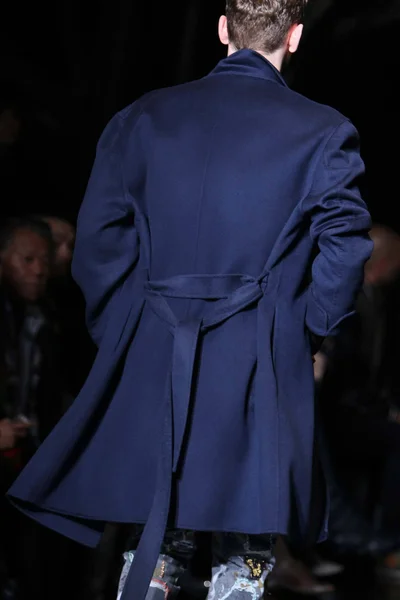 Look 101